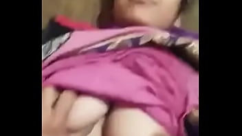 Judul Alternatif: “nafsu Menggila Di Ranjang, Aku Tak Bisa Berhenti Menginginkanmu”