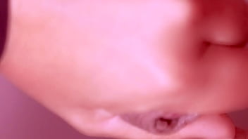 Ibu Tiri Yang Menggoda Dan Menggairahkan Anak Tirinya Dalam Kisah Erotis Jepang