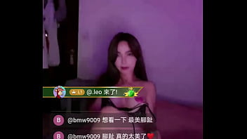 直播性感姐姐玩嫩穴｜亚洲最大色情直播平台 Swag.live @yumibebe