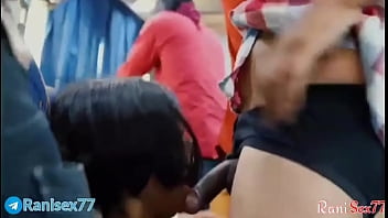 Gadis Remaja Digoyang Ganas Di Dalam Bus Yang Sedang Melaju, Suara Desahan Hindi Menggairahkan