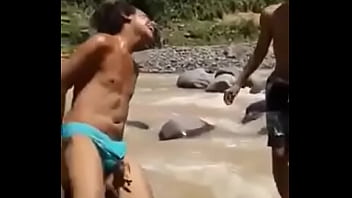 Gairah Tak Terkendali Di Tanah Nusantara