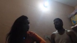 Pasangan India Bercinta Dengan Gaya Doggy Dalam Video Panas