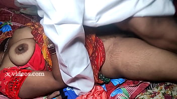 भारतीय देसी बीबी की गर्म हिंदी आवाज में जबरदस्त चुदाई