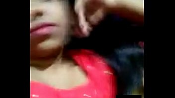 Ayesha Menggoda Lelaki Dengan Gaya Seksi Dalam Bahasa Hindi