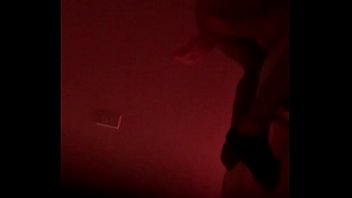 Pijat Erotik Di Spa Dengan Gadis-gadis Cantik Asia