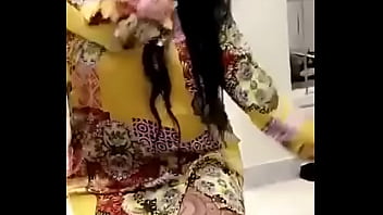 Desi 2: Kisah Panas Yang Lebih Menggoda