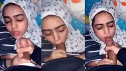 Jilbab Seksi Mengocok Kontol Hingga Muncrat Deras