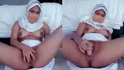 Mukenah Basah Menggoda, Colmek Ganas Dengan Dildo Hingga Becek Dan Meraung-raung – Bokep Premium Maela Maelaelakitty23
