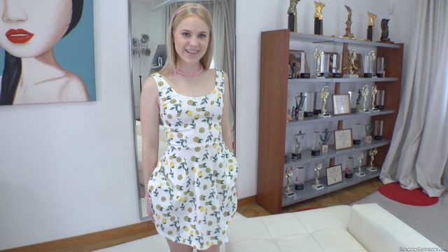 Nikka Hill Dibantai Rocco Siffredi Di Sesi Casting Yang Panas