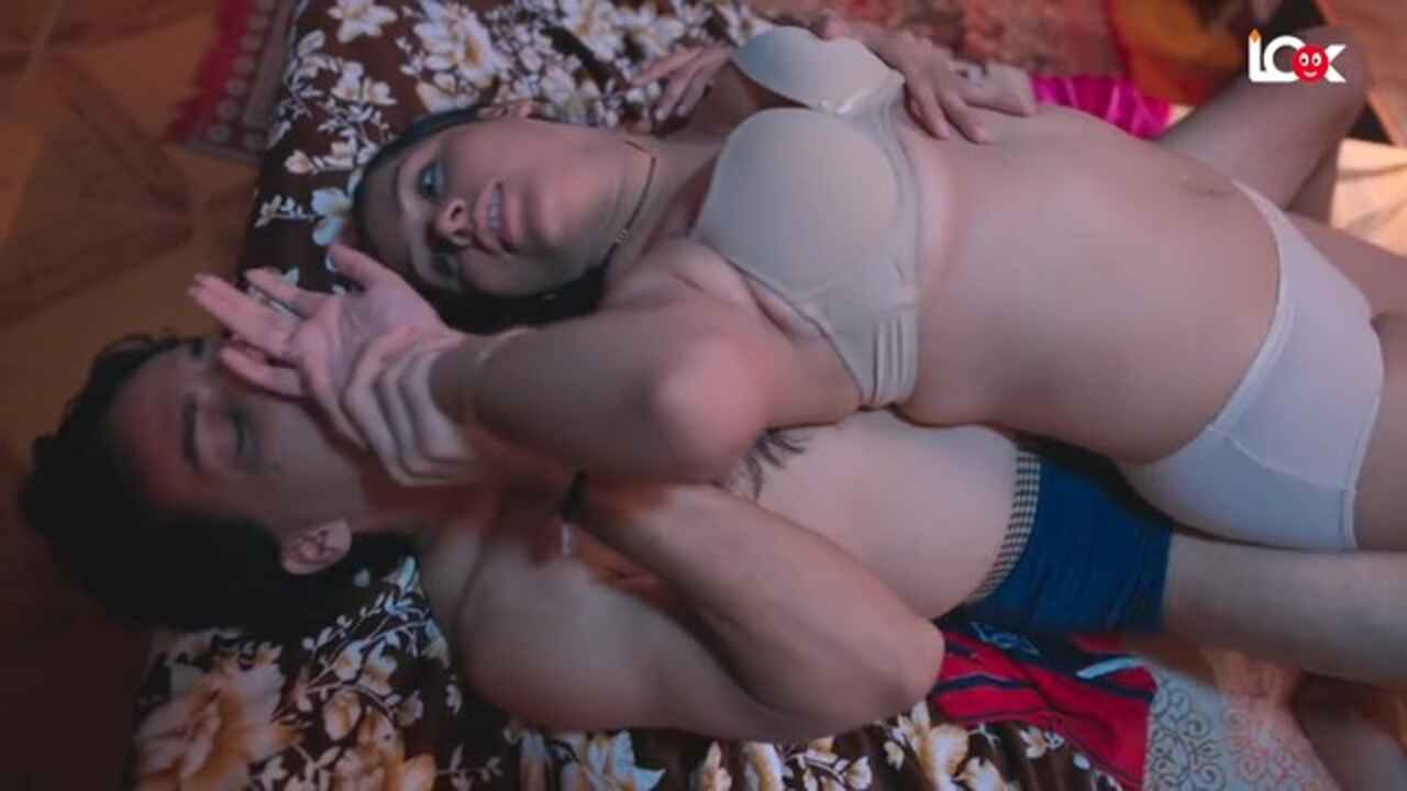 Susu Segar 2024: Adegan Panas Seri Web Hindi Xxx Episode 4