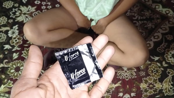 Dost Ki Bandi Ke Muh Mein Lund Thoos Diya, Zor Ka Maza Aaya