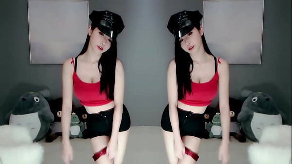 Cô Gái Trung Quốc Quyến Rũ đắm Mình Trong Cuộc Mây Mưa Trên Bãi Biển