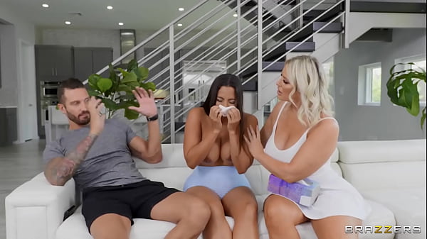 Telanjang Dan Tak Kenal Takut Bagian 1 – Unduh Lengkap Dari Situs Brazzers