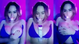 Ceo Desah Jenie: Miss Euni, Youtuber Gamer Cantik Dengan Payudara Besar