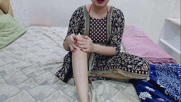 Kakak Tiriku Sendirian Di Kamar, Aku Ikut Masuk Dan Mengusap Vagina Di Malam Hari Saat Dia Melihat