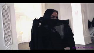 Sanktor 042 – Gadis Arab Menari Telanjang Bulat