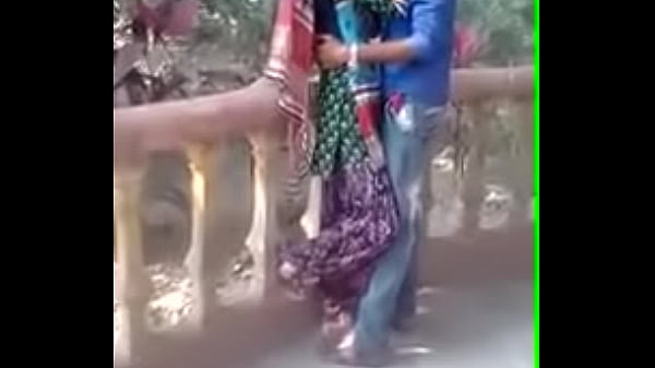 Bokong Montok Bhabi Desi Mainin