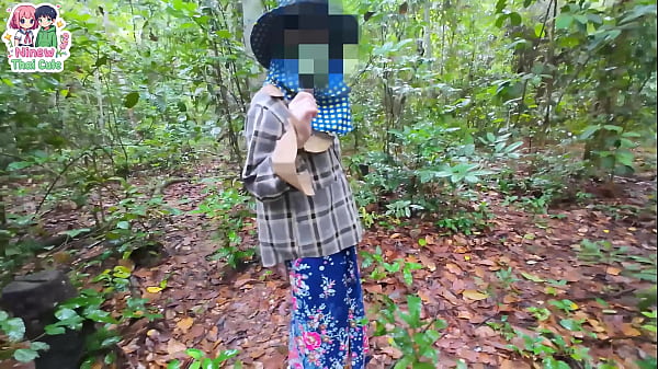 สาวไทยวัยใสเก็บเห็ดในป่า โดนกระแทกหีร้องครวญคราง