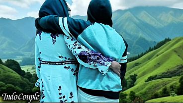 Istri Berjilbab Nakal Selingkuh Saat Suami Asyik Liburan Di Bali Dengan Selingkuhannya, Sampai Menelan Cairan Panas Kekasih Gelap.