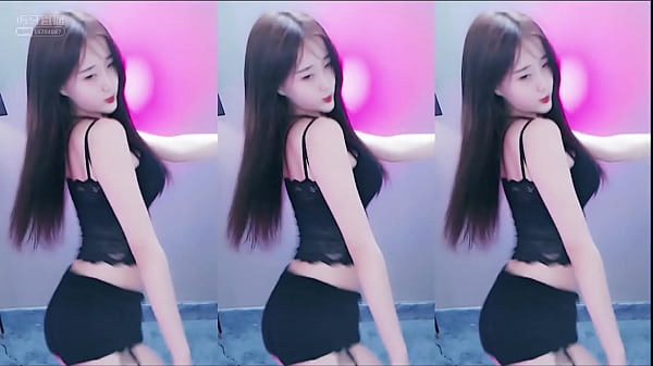 Cô Nàng Trung Quốc Khoe Dáng Nóng Bỏng Với Bộ đồ Lót Ren đen Quyến Rũ