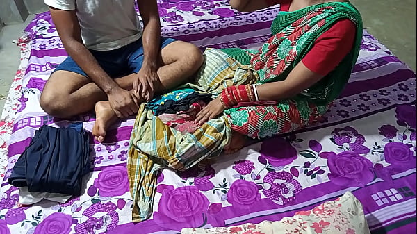 पैसे के लालच में फंसी गरीब लड़की की देह बेच दी दुकानदार ने!