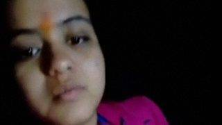 Gadis Bhojpuri Paling Genit Main Jari Dengan Kuku Henna Mms