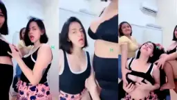 Jilat Uting Bareng Host Mango Live Yang Bikin Greget