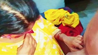 Bokep India: Bhabhi Mesum Mengerang Keras, Dientot Posisi Spoon