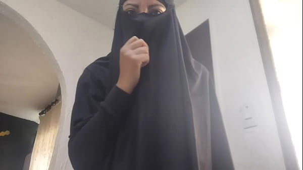 Milf Arab Mengocok Memek Basah Sampai Muncrat Orgasme Kasar Di Webcam Pakai Cadar Xxx
