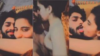 Cowok Muslim Dan Ceweknya Video Call Bugil Pas Lagi Ngewe