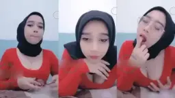 Kiki Palembang: Gadis Berhijab Yang Menggoda