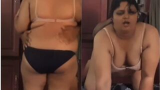 Pria Ngentot Bbw Tamil Dalam Video Seks Tamil