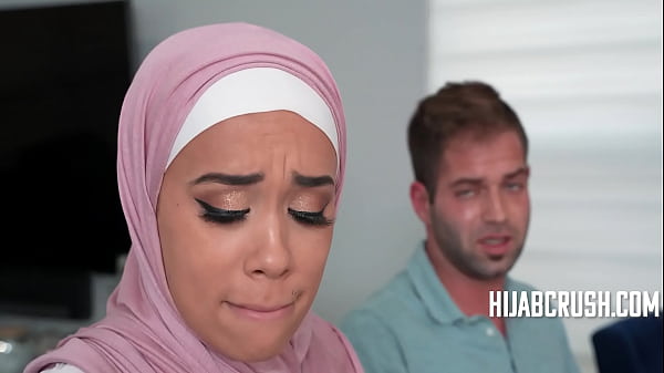 Membuat Adik Arab Tiri Lebih Nakal Dan Tak Lagi Malu-malu | Hijabcrush