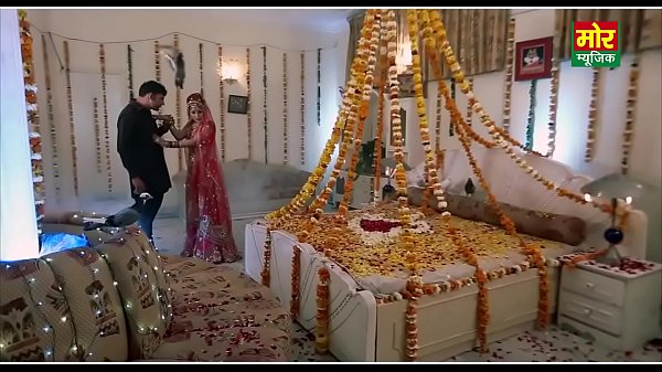 Desi Bhabhi Malam Pertama Panas Di Hotel, Adegan Mesra Direkam Kamera