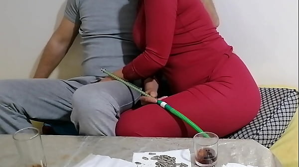 Dasar Istri Lo Dimasukin Kontol Arab Gede Sampe Meraung-raung.