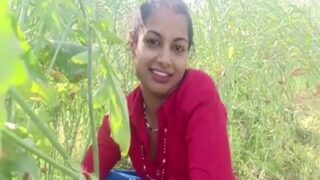 Desi Bhabhi Dapet Duit, Ngentot Di Luar