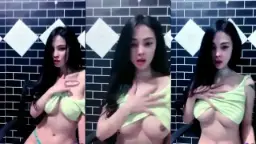 Uting Miss Amore, Pentil Toketnya Bikin Ngiler, Goyangin Tuh Sapi Montok.