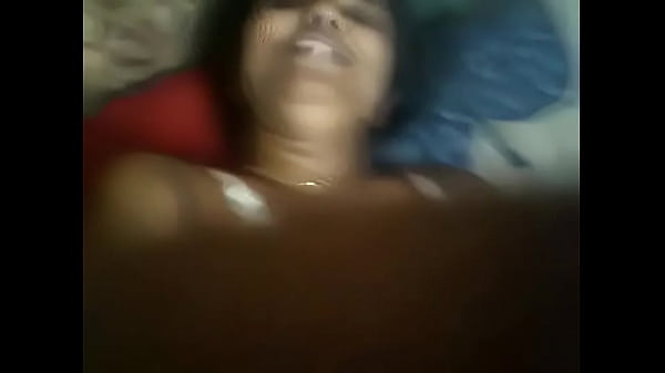 Ngentotin Bini Bengali Seksi, Siap Digoyang.