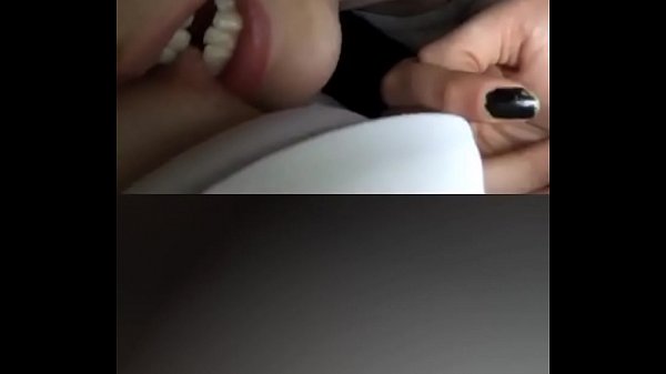Ibu-ibu Turki Saling Jilat, Kontol Karet Dan Pantat Basah Bikin Mampus.