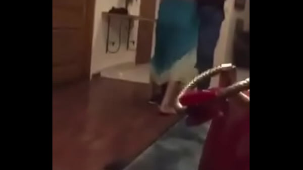 Tarian Bugil Di Hotel, Lagu Hindi Bikin Makin Panas