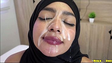 Hijab Cewek Abis Digebukin Keras Sampe Dikeluarin Di Dalem