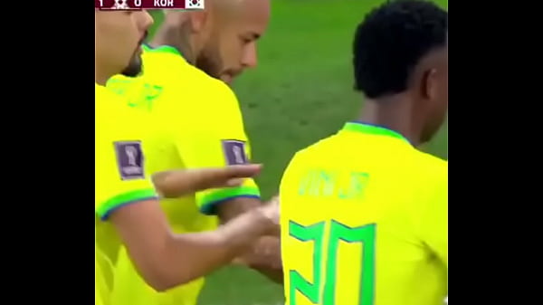 Brasil Mentolando A Bunda Da Coreia Ao Vivo!!! Neymar E Seus Amigos Gozam Na Festa