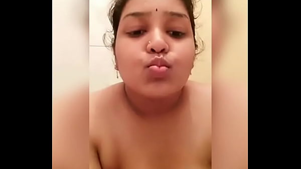 Desi Cewek Kirim Video Mesumnya Sendiri