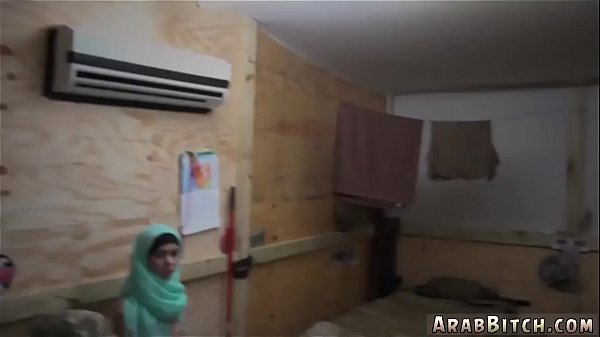 Operasi Memek Lari, Pertama Kali Ngentot Arab Di Pantat!