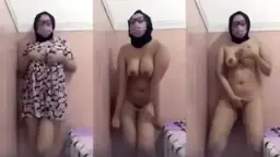 Hijab Toket Bulat Bugil Binal Bikin Nafsu Naik, Pamer Tubuh Mulus Siap Digoyang.