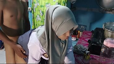 Ngentot Adik Ipar, Ngegas Di Ranjang, Bikin Basah Kuyup.