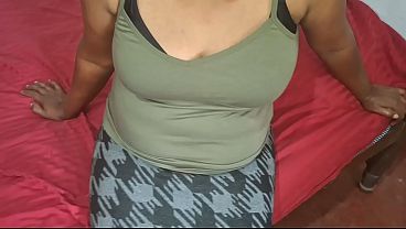 Bokep Cewek Asia Santai Sendirian, Paha Mengangkang Basah Keringetan