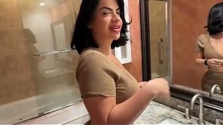 Ibu Tiri Latin Montok Lagi Horny Minta Digenjot ~ Lissa Aires ~ Fantasi Rumah Tangga ~ Scott Stark