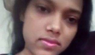 Coli Liarnya Kaitlyn, Cewek Desi Yang Bikin Greget.