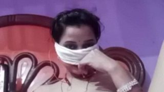 Nidhi Kumari Goyang Hot Tanpa Busana Di Video Tango